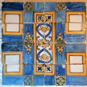 Composition of 16 antique Portuguese tiles from the 17th century