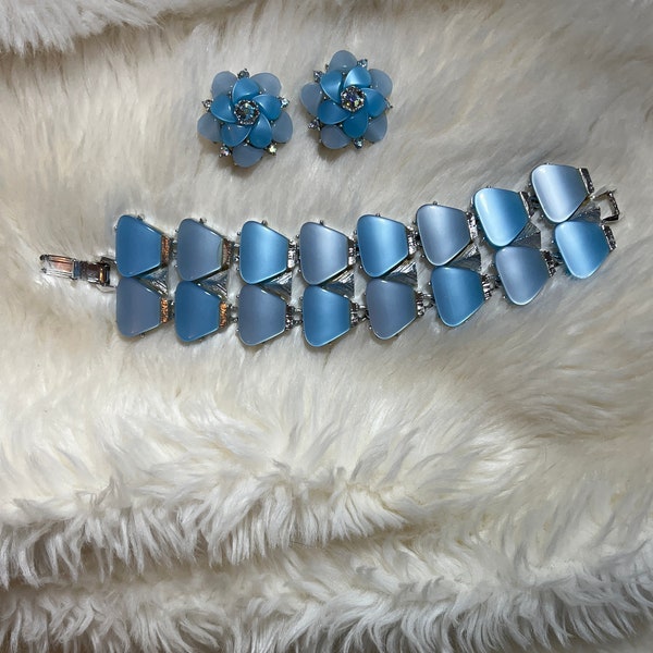 Ensemble de boucles d'oreilles et bracelet à maillons argentés avec fermoir déployant Aqua Blue Moon-glow