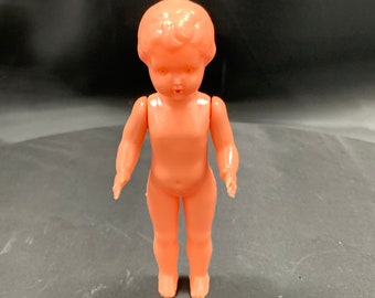 Muñeca pequeña vintage con elástico – brazos y piernas articulados – años 70-80 – juguete retro – artículo de coleccionista – muñeca de 12 cm -