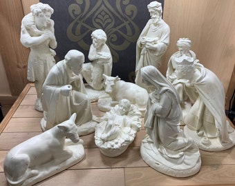 43 cm large (17.1 inch), antique Christmas statues - Saints - complete set - Joseph and Mary, baby Jesus, 2 Shepherds, 3 Kings, donkey and ox