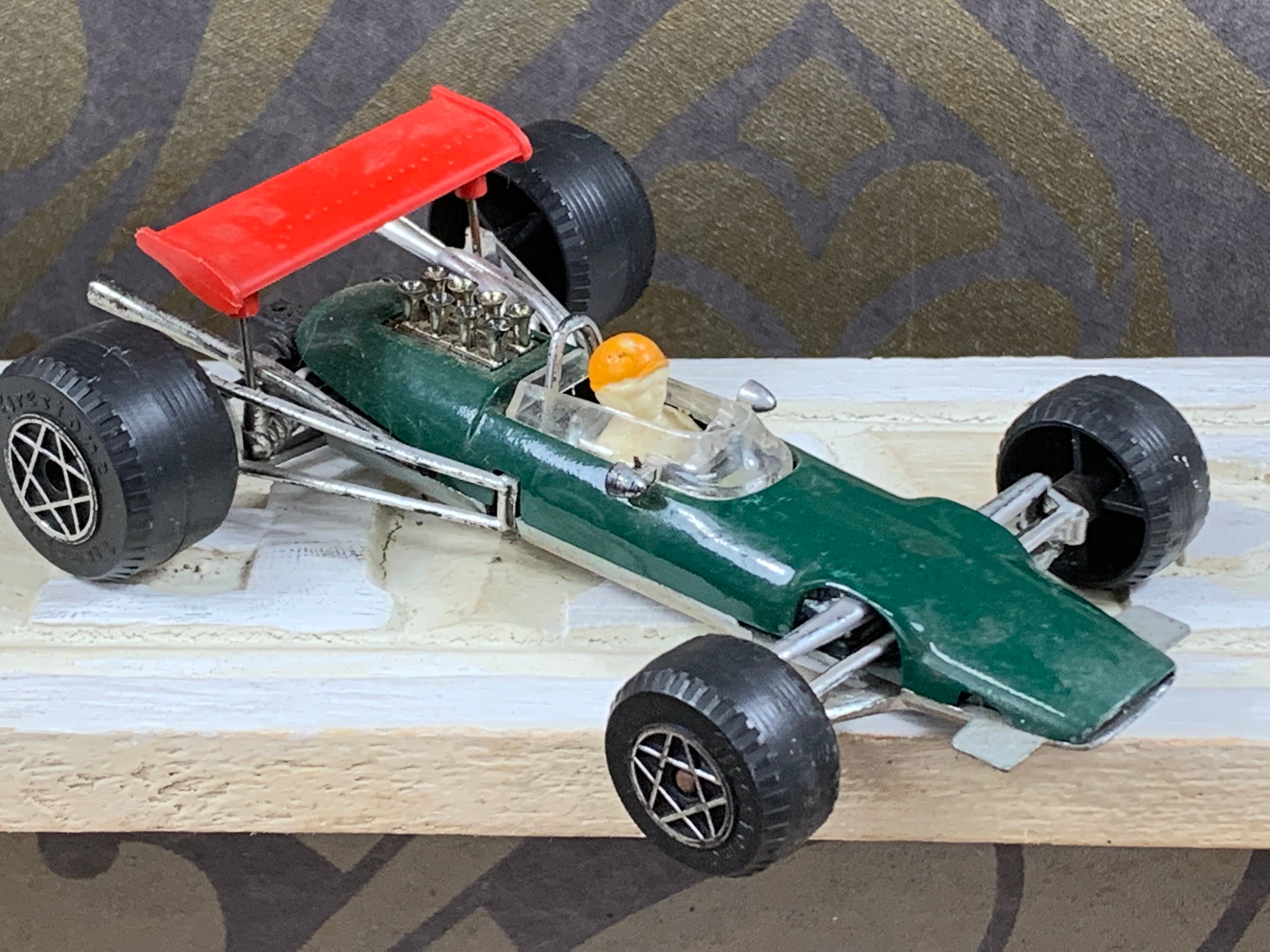 Voiture Miniature Politoys Lotus Climax F1 - 1:64 - Métal - Occasion Bon état