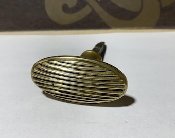 Antique brass door handle Art Deco 1930s – oval ribbed handle with original square spindle – vintage door hardware