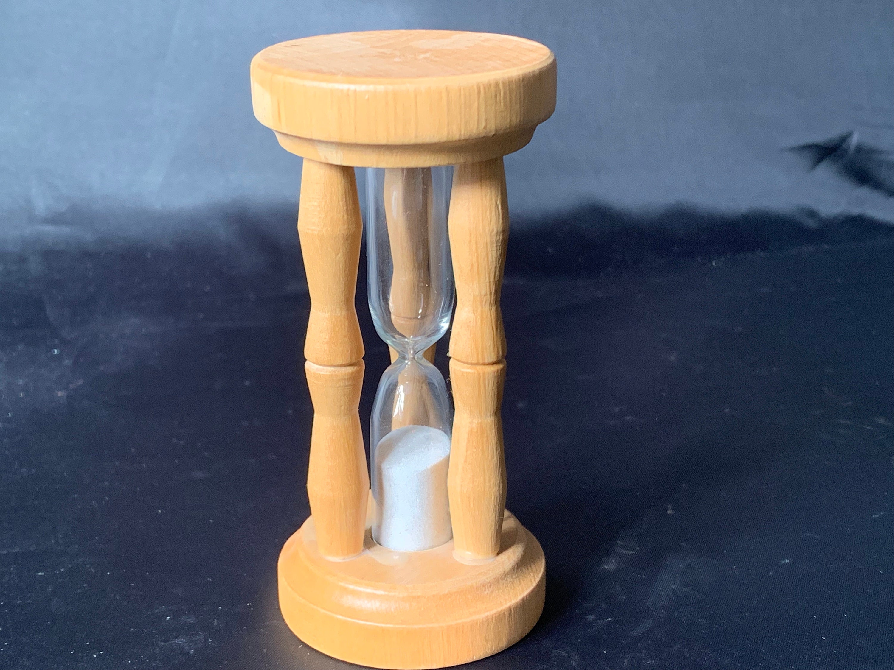 Details about   VINTAGE EGG TIMERS WOOD 4” White Sand 
