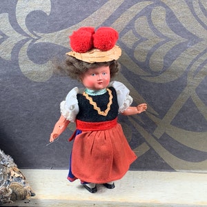 Beautiful traditional costume doll - souvenir doll - collector&#39;s doll
