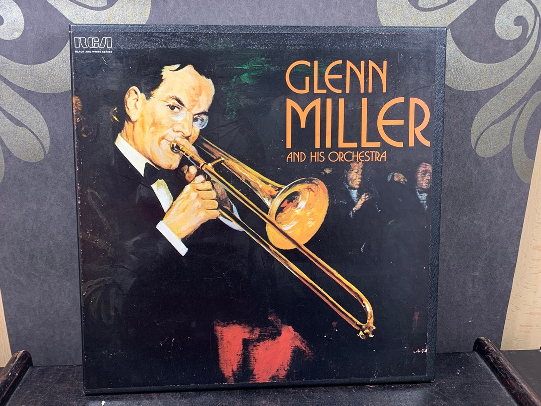 Glenn Miller and His Orchestra - RCA Black and White Series - Box