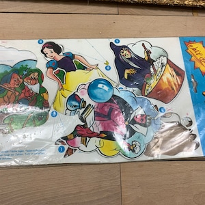 Vintage - Walt Disney móbile de papelão - Branca de Neve