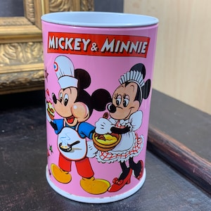 Walt Disney Productions - Balut - Mickey & Minnie - Mickey Bank