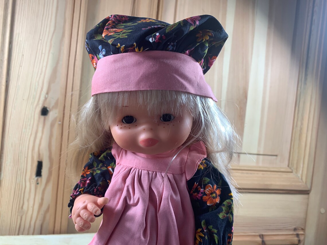 vintage famosa doll