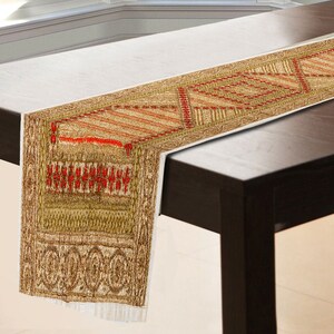 Handgjord väggdekoration och bordslöpare i gyllenröd lapptäcke, vintageinspirerad boho-löpare, väggtapet i siden för heminredning och speciella presenter