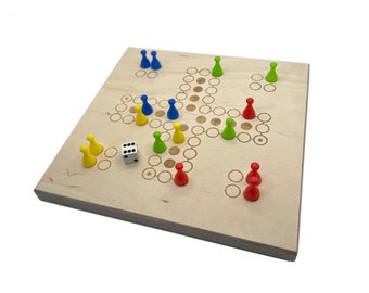 Brettspiel „Ludo” „Man aergere sich nicht“, personalisierbar, aus hochwertigem Holz Familienspiel Gesellschaftsspiel handmade