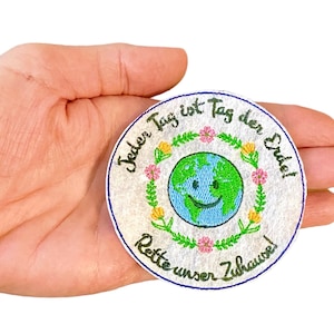 I love the world iron on patch,globe patch embroidered thermoad sticker patch, for those who love to travel mountain camping nature adventur