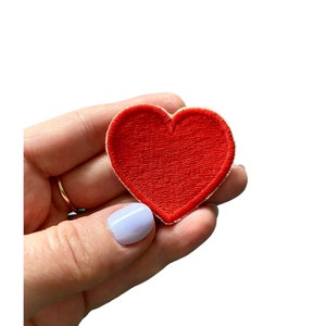 Iron on Red Heart Patch, Red Heart Badge, 90s Pop Culture RED HEART PATCH Iron On Embroidered Valentine&#39;s Day Love Romance Emoji Romantic