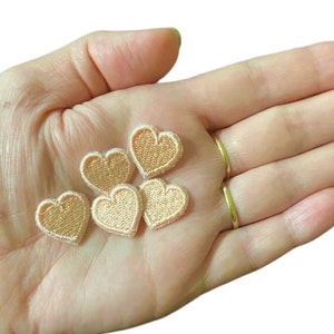 Tiny pink Heart Patch,pink  Heart Badge,90&#39;s Girly Badge,DIY iron-on,Embroidered Heart Applique, Pop Culture Patch-Set of 5 pink heart