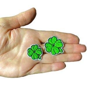 Fyrklövermärke, St. Patricks lyckoklövermärke, naturlövmärke, gör-det-själv-broderi, irländsk klövermärke/applikation