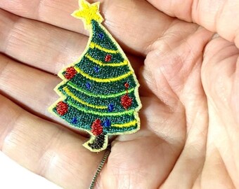 Green Christmas Tree Iron Patch Tree Badge Greenery Badge DIY Embroidery Embroidered Applique Christmas Gift for Nature Lovers