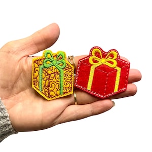 タイニーパッチ クリスマスギフト 刺繍パッチ 2個 クリスマスツリーオーナメント クリスマスストッキング クリスマスデコレーション 粘着クリスマスパッチ