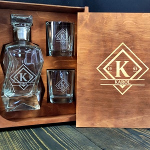 Engraved Whiskey Glass Set With Decanter Custom Glassware Personalized Glass Whiskey Drink Birthday Gift Christmas Gift for Him Best