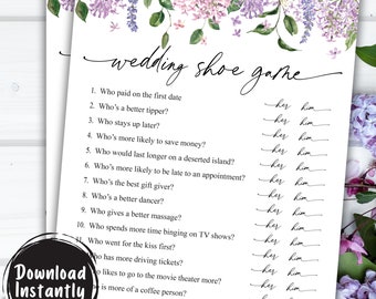 Może przedstawiać: Drukowana gra ślubna z kwiatowym wzorem z fioletowymi kwiatami. Gra nazywa się "wedding shoe game" i zadaje pytania o parę, takie jak kto zapłacił na pierwszej randce, kto jest lepszym dawcą napiwków i kto zostaje dłużej w górze. Gracze wybierają "ona" lub "on" dla każdego pytania.