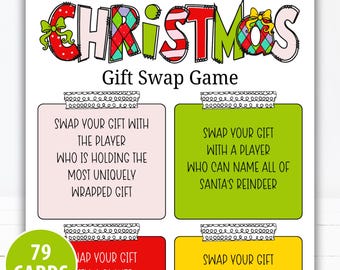 Könnte beinhalten: Ein druckbares "Christmas Gift Swap Game"-Kartenset mit dem Titel in bunten, gemusterten Buchstaben. Das Blatt enthält vier rechteckige Karten mit Anweisungen zum Geschenketausch, die jeweils mit einer schwarz-weißen Klebebandgrafik versehen sind. Ein grünes rundes Abzeichen zeigt an, dass 79 Karten enthalten sind.