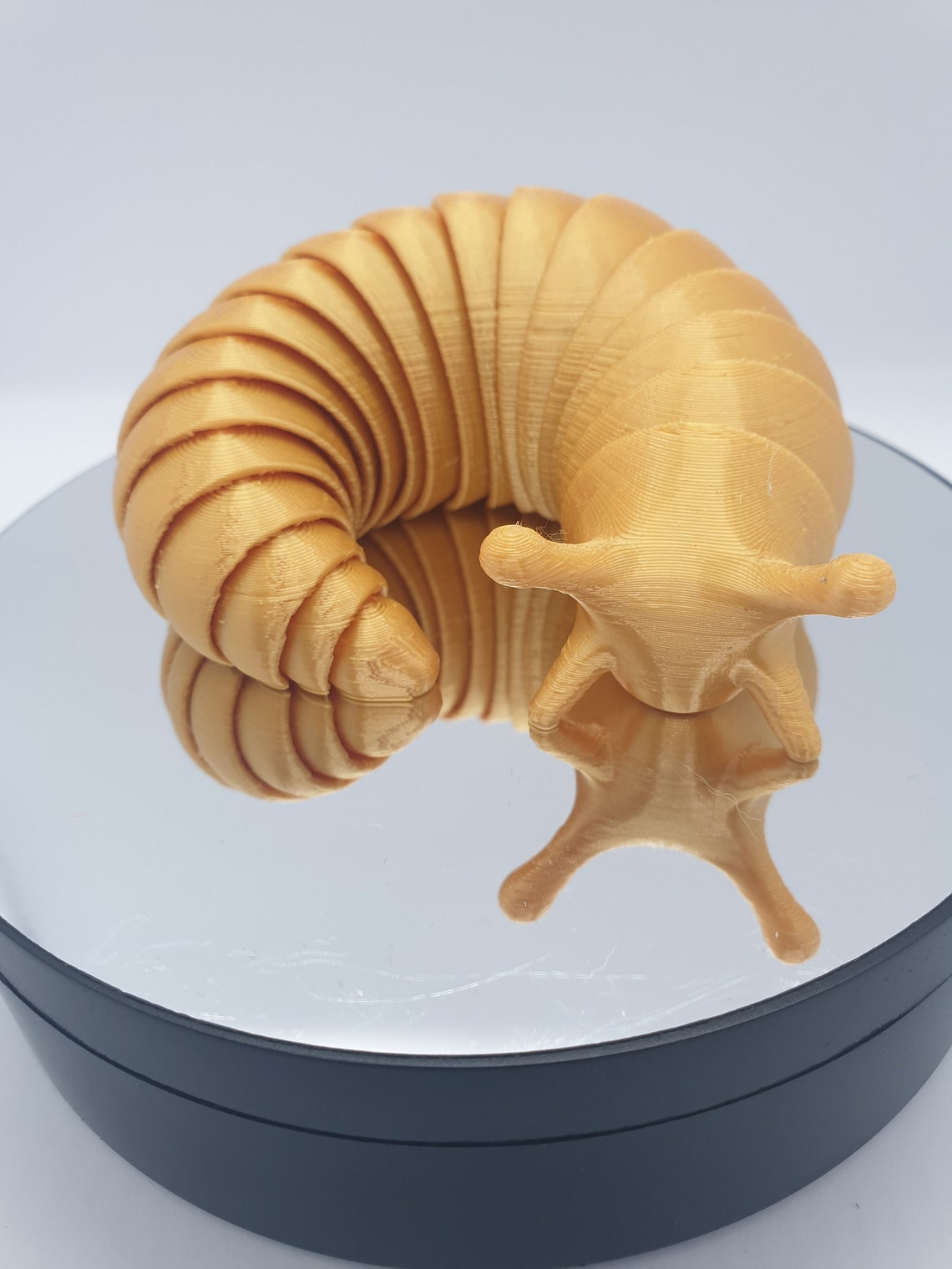 articulated slug fidget
