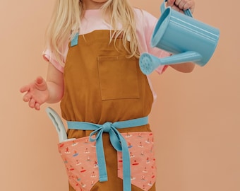 Girls Cotton Canvas Apron: Elementary School Art, Baking, Gardening