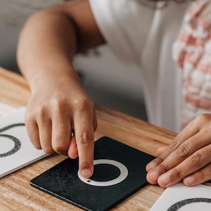 Matériel Montessori pour les tout-petits, kit de jouets d'apprentissage pour enfants de 2 à 6 ans, cartes de l'alphabet, lettres en papier de verre, outils éducatifs, salle de classe Montessori