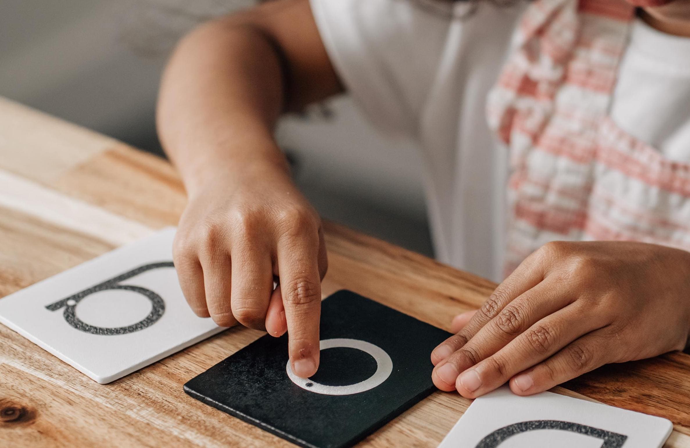 幼児向けモンテッソーリ教材 学習玩具キット 子供用 2～6歳
