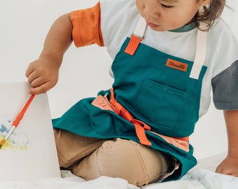 Children's aprons for play kitchen fun Montessori-inspired apron for kids chef apron for cooking play Art aprons for creative play crafts