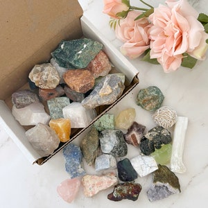 Raw Assorted Crystals & Stones, Craft Collection Mixed Rough Crystals, Bulk Gemstones, Natural Raw Crystals, Assorted Confetti Gemstones Mix