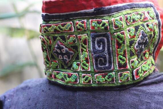 Traditional vintage Jacket Hmong Hill Tribe Embro… - image 7