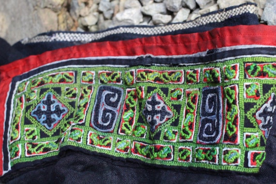 Traditional vintage Jacket Hmong Hill Tribe Embro… - image 9