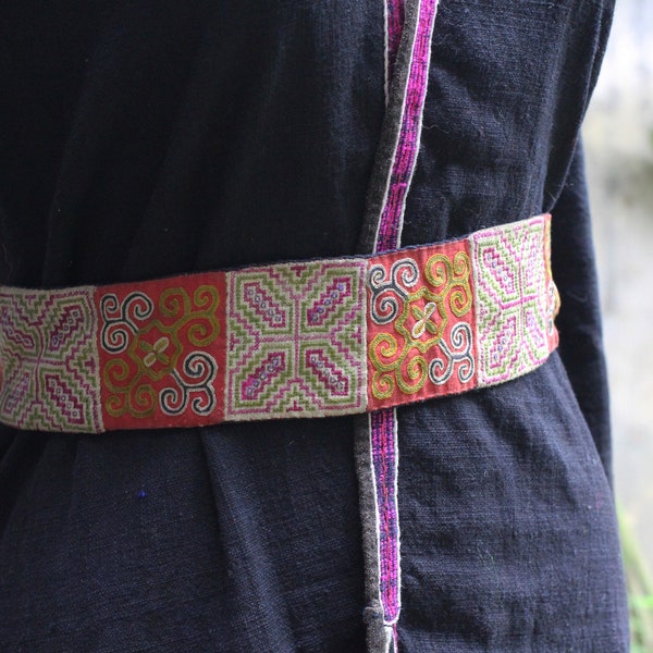 Embroidered belt Traditional vintage belt Hmong Laos Hill Tribe Embroidered belt
