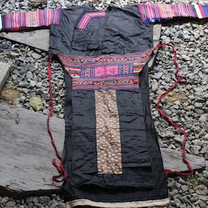 Traditional vintage Outfit Hmong Hill Tribe Embroidered Tribal White Hmong costume Jacket and Apron