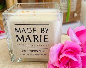 HOT CROSS BUN - 210G - Handpoured soy wax candle