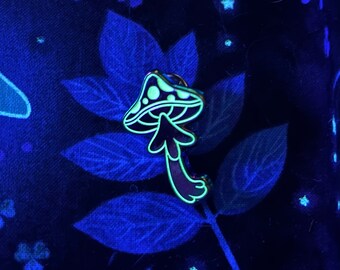 Glowshroom Enamel Pin [Glow in Dark]