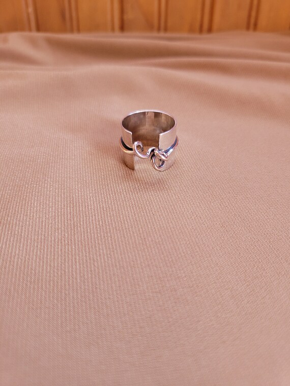 Knotted Ring - image 3