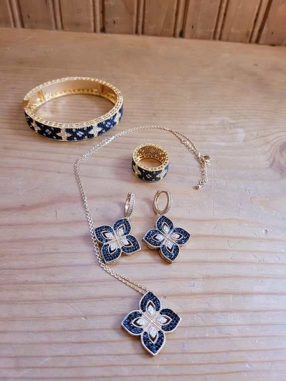 Clover Necklace Earring Ring Bracelet Jewelry Set