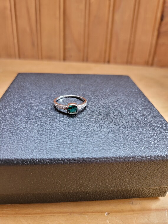 Emerald Ring - image 8