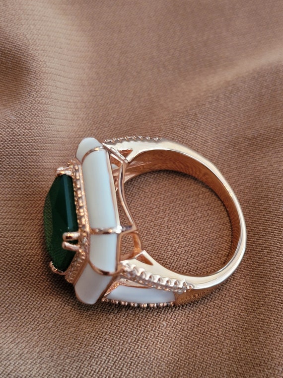 Emerald Ring - image 6