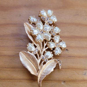 Pearl Flower Brooch image 5