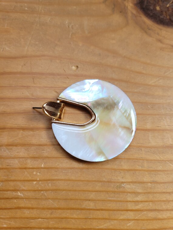 Shell Earrings - image 4