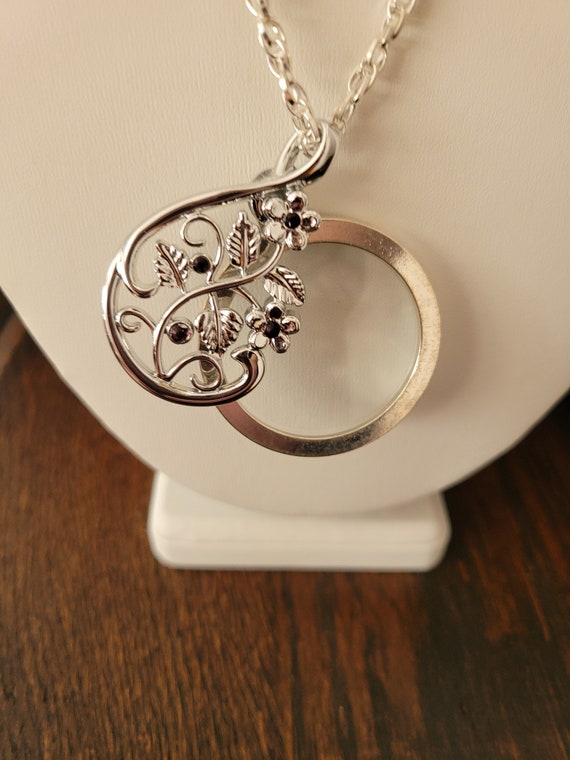 Floral Magnifying Glass Necklace - image 6