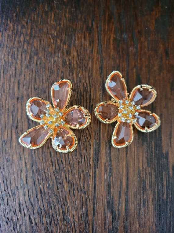 Flower Earrings - image 3