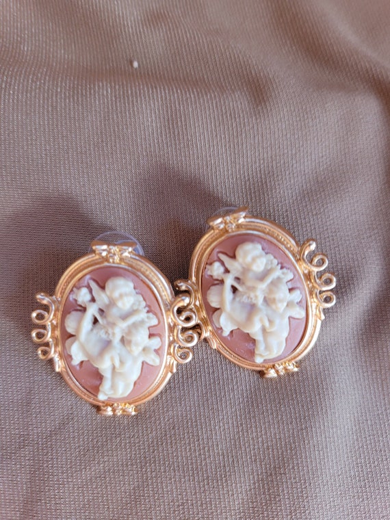 Angel Cameo Earrings - image 3