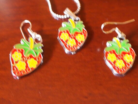 Strawberries and Flowers Necklace and Earring Set - image 2