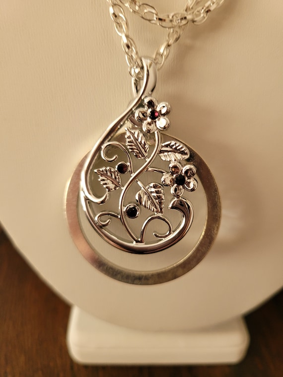 Floral Magnifying Glass Necklace - image 4
