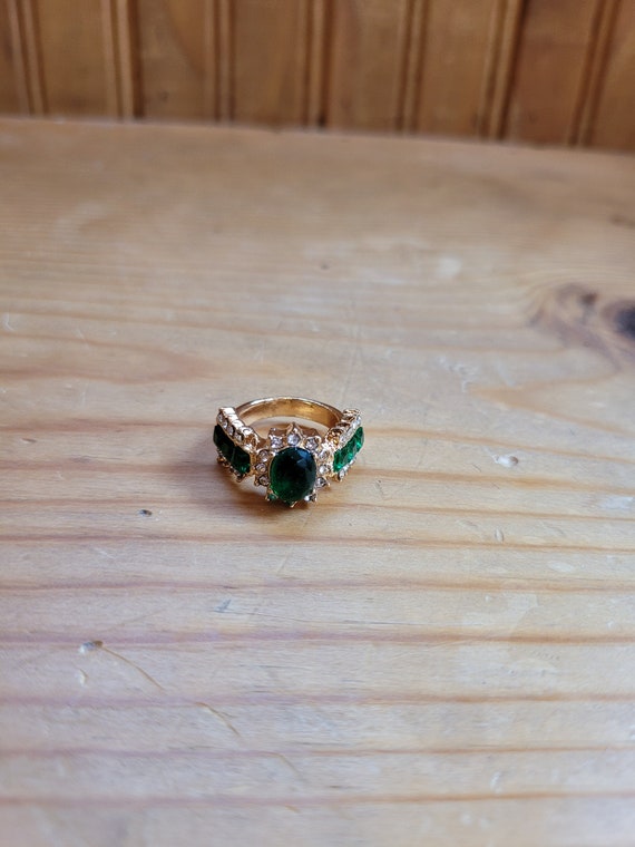 Emerald Ring - image 1