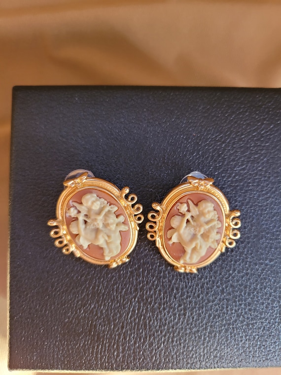 Angel Cameo Earrings - image 8