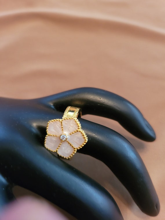 Flower Ring - image 6
