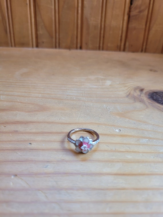 Pansy Ring View 2